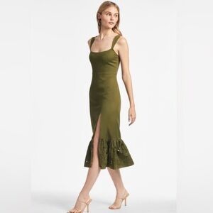 SACHIN & BABI 
Laura Dress in olive green, eyelet trim, front slit size 2 NWT